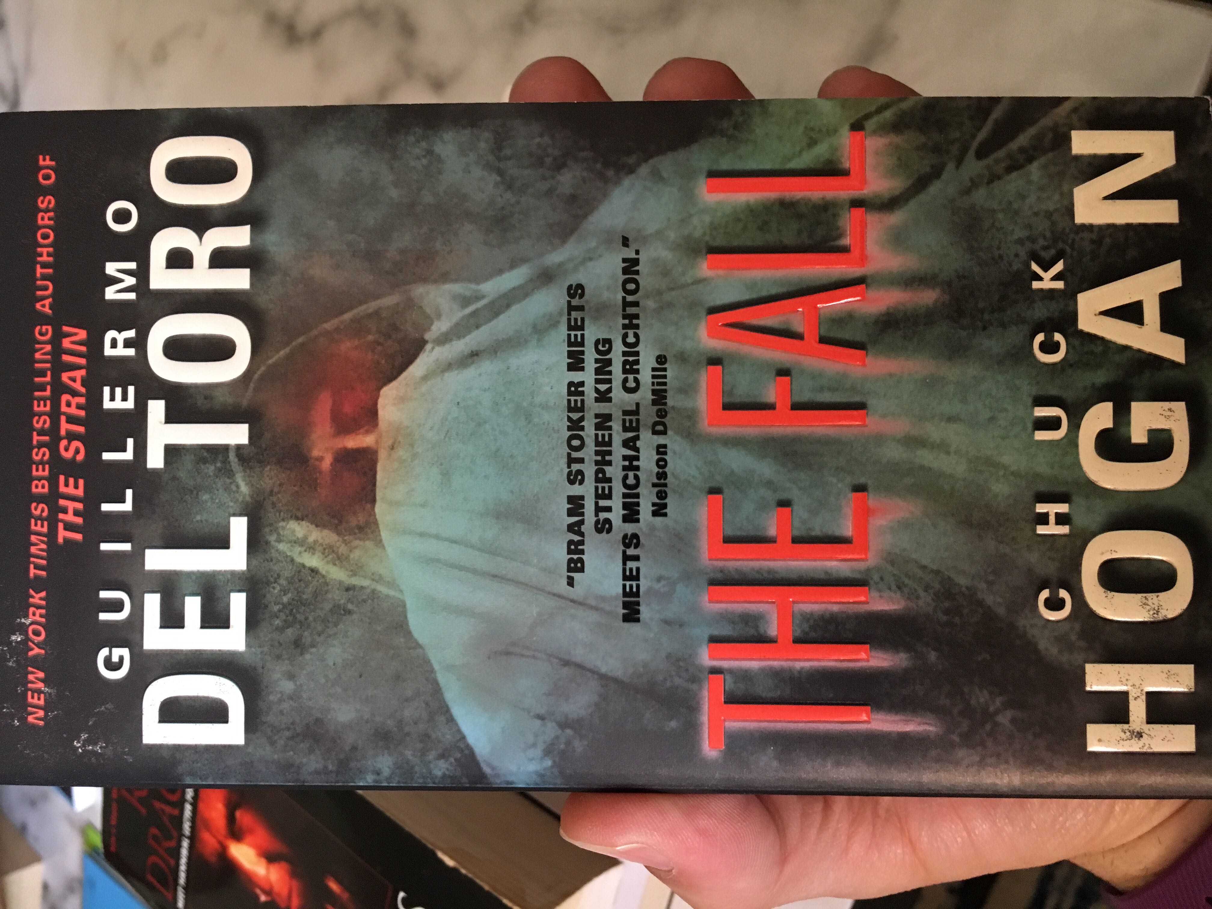 Strain Trilogy 2: The Fall - Chuck Hogan Guillermo Del Toro (Harper - Paperback) book collectible [Barcode 9780061558252] - Main Image 2