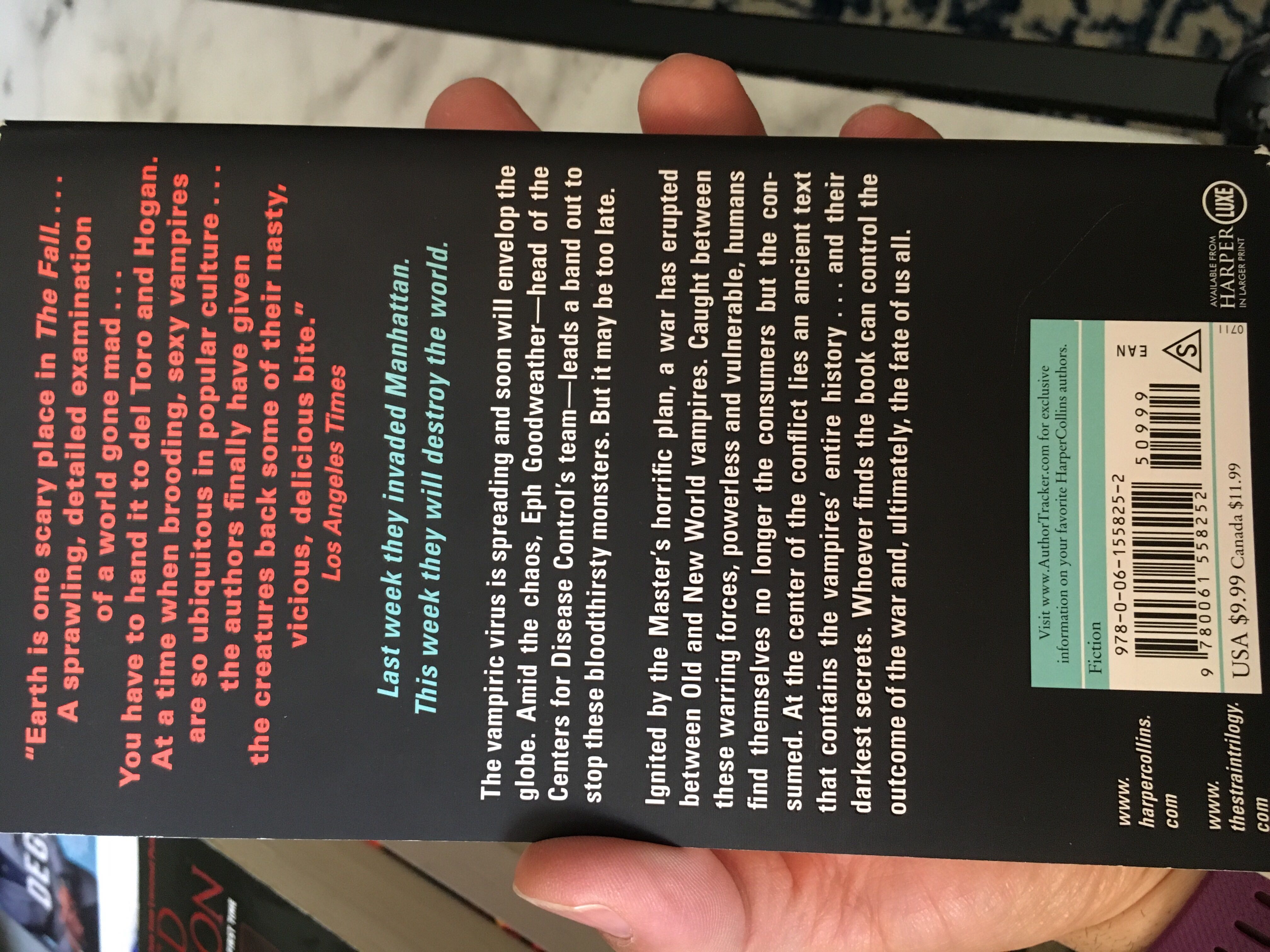 Strain Trilogy 2: The Fall - Chuck Hogan Guillermo Del Toro (Harper - Paperback) book collectible [Barcode 9780061558252] - Main Image 3