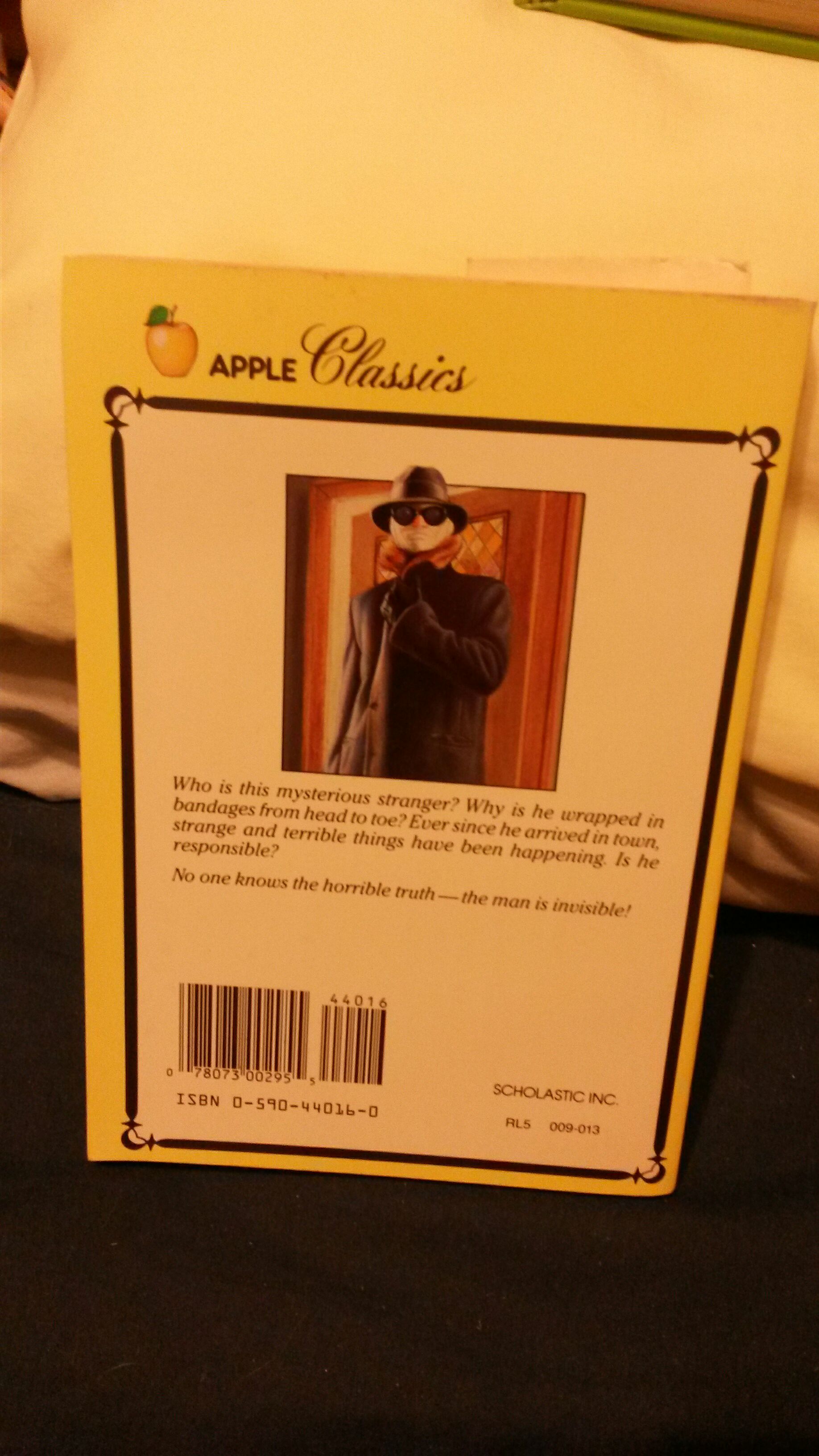 The Invisible Man - H.G. Wells (Scholastic Inc. - Paperback) book collectible [Barcode 9780451531674] - Main Image 2