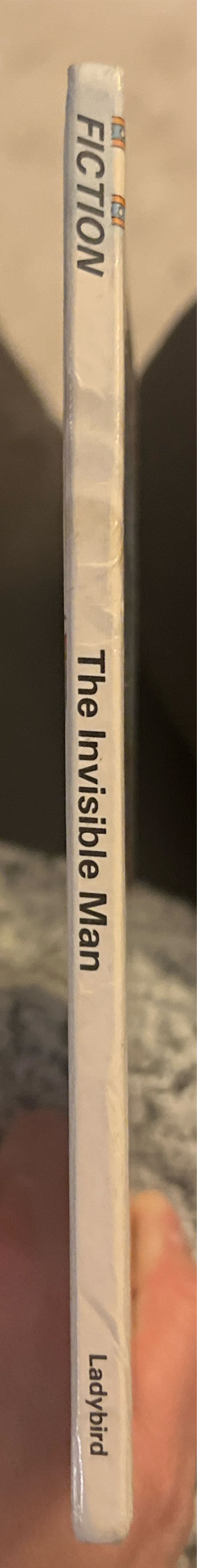The Invisible Man - G. Wells (Ladybird) book collectible [Barcode 9780721410791] - Main Image 2