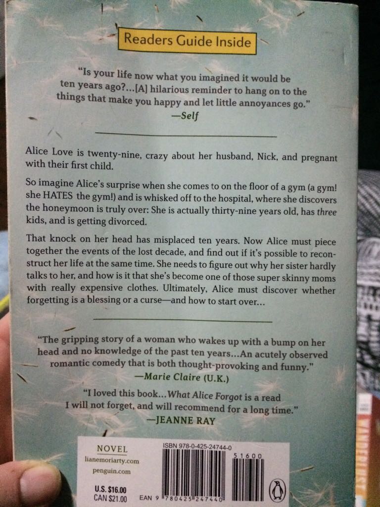 What Alice Forgot  book collectible - Main Image 2
