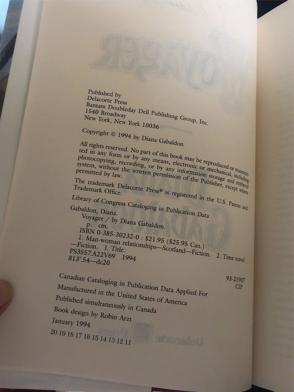 Voyager - Diana Gabaldon (Delacorte Press - Hardcover) book collectible [Barcode 9780385302326] - Main Image 4