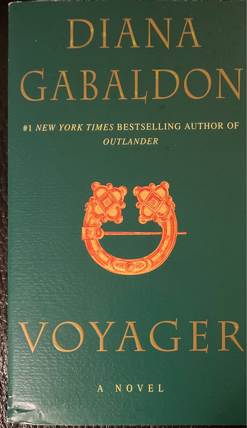 Voyager - Diana Gabaldon (Dell Fiction - Paperback) book collectible [Barcode 9780440217565] - Main Image 4