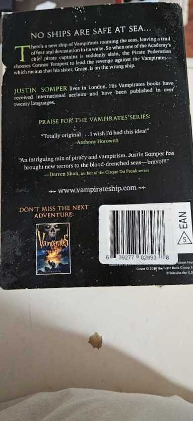 Vampirates 4:Black Heart - Justin Somper (- Paperback) book collectible [Barcode 9780316020886] - Main Image 2