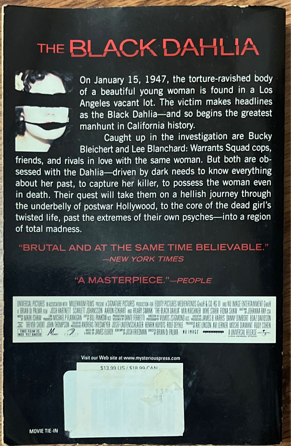 Black Dahlia, The - James Ellroy (Warner Books - Paperback) book collectible [Barcode 9780446618120] - Main Image 2