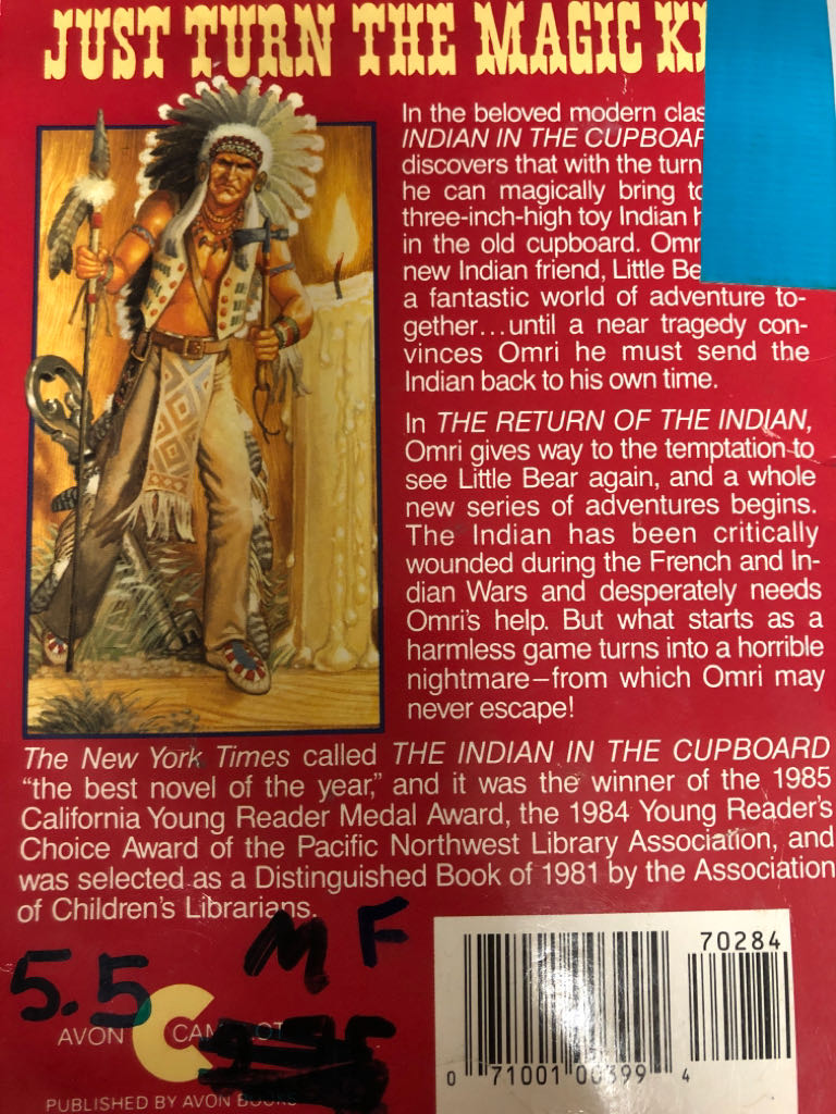 The Indian in the Cupboard - Lynne Reid Banks (Avon Books - Paperback) book collectible [Barcode 071001003994] - Main Image 2