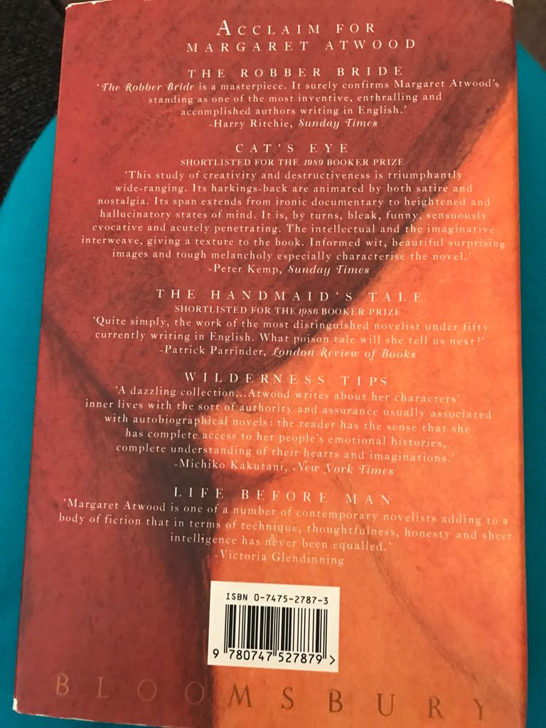 Alias Grace - Margaret Atwood (Hardcover) book collectible [Barcode 9780747527879] - Main Image 2