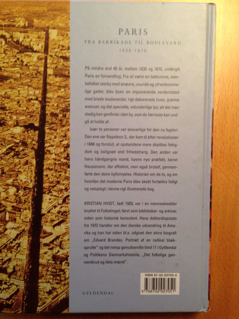 Paris  (Gyldendal A/S) book collectible [Barcode 9788702027051] - Main Image 2