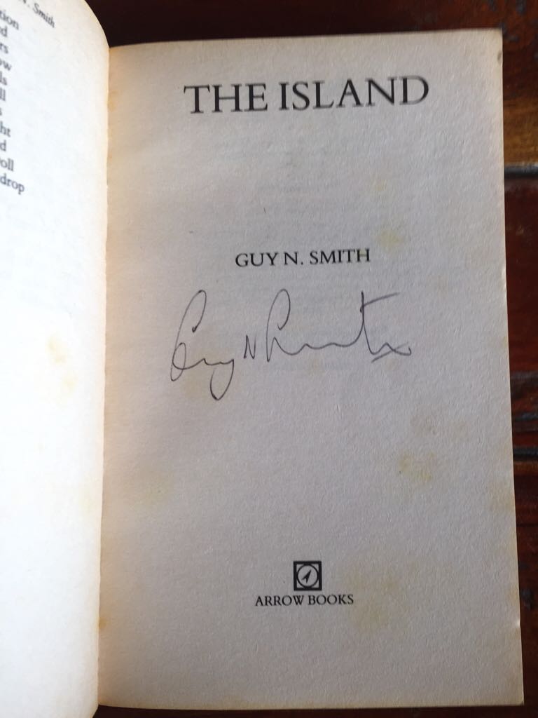 The Island - Heather Graham (Arrow Books - Paperback) book collectible [Barcode 9780099564102] - Main Image 2