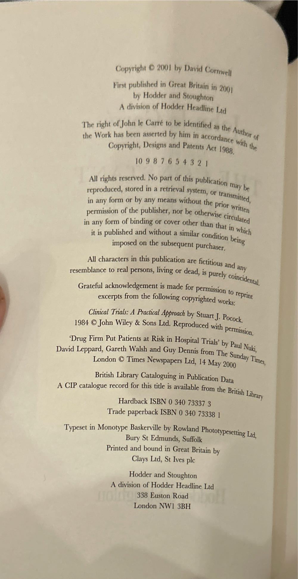 Constant Gardener, The - John le Carre (Hodder & Stoughton - Hardcover) book collectible [Barcode 9780340733370] - Main Image 2