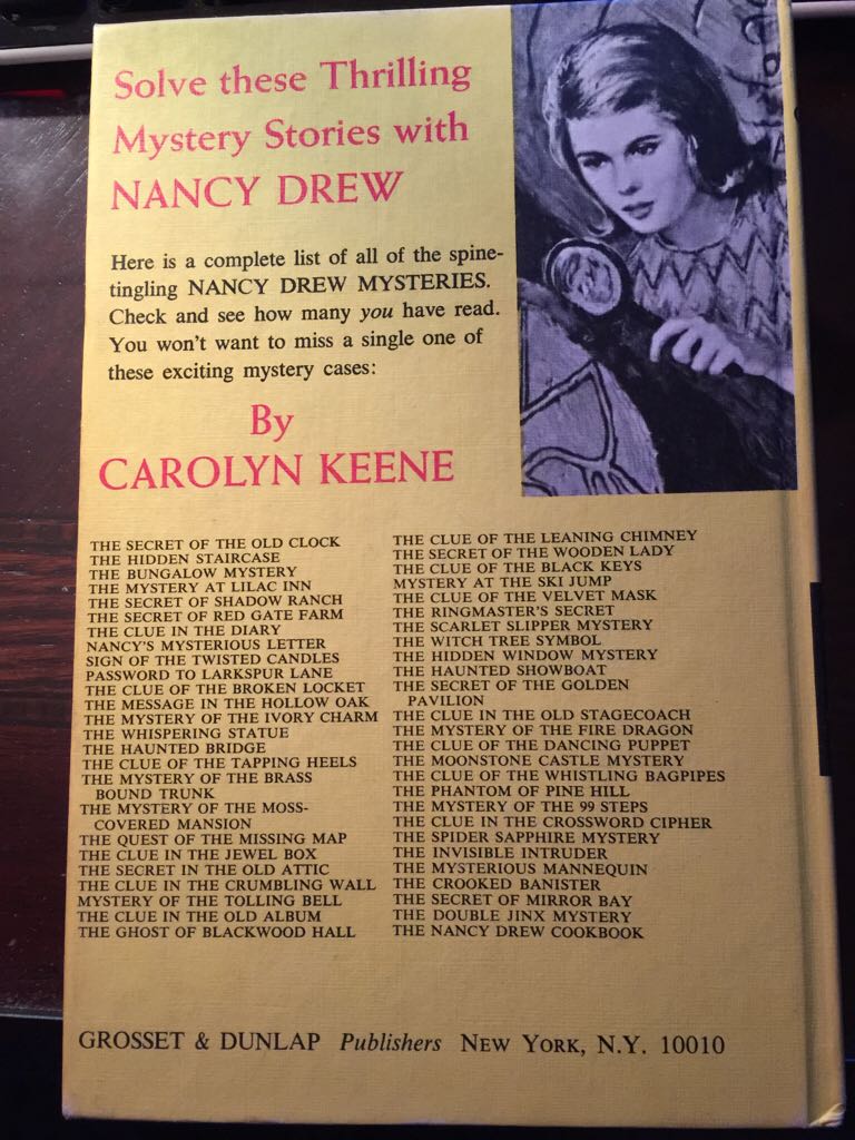 The Clue In The Crumbling Wall - Carolyn Keene (Grosset & Dunlap - Hardcover) book collectible - Main Image 2