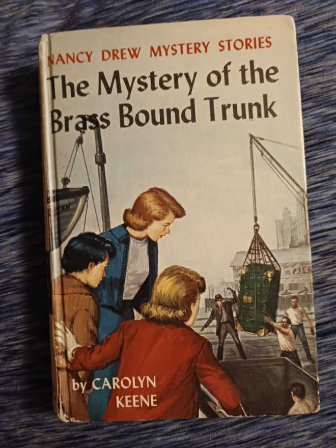 The Mystery of the Brass-Bound Trunk (Nancy Drew, Book 17) - Carolyn Keene (Grosset & Dunlap - Hardcover) book collectible [Barcode 9780448095172] - Main Image 3