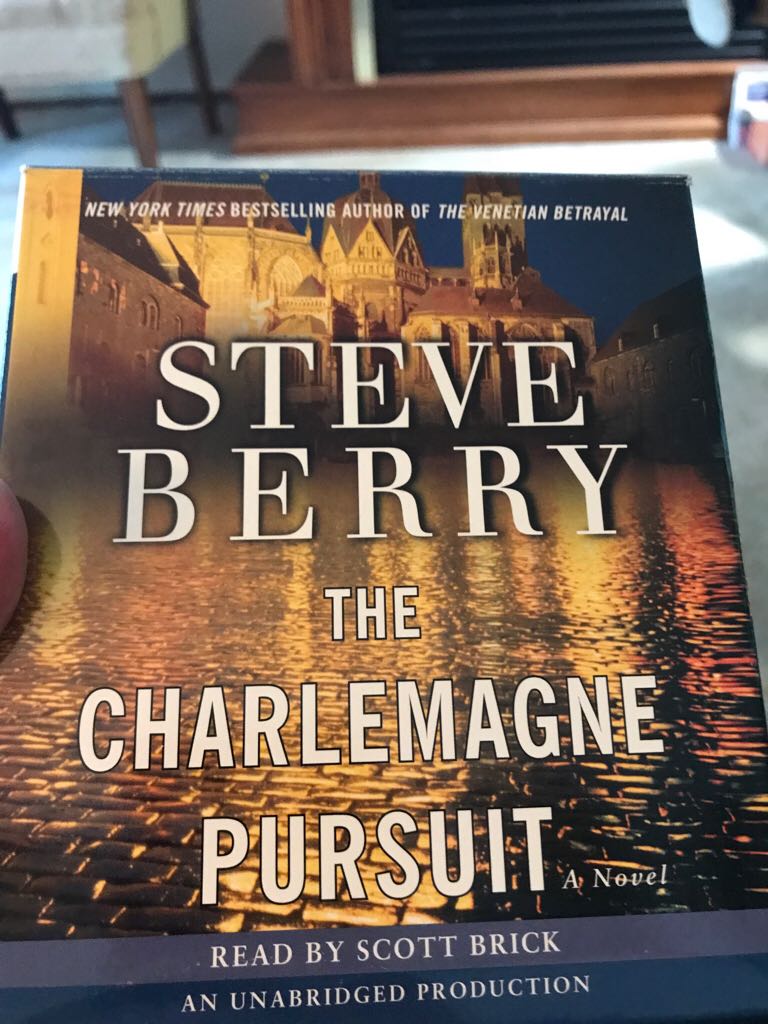 The Charlemagne Pursuit - Steve Berry book collectible [Barcode 9780739369432] - Main Image 1