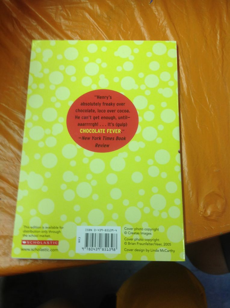 Chocolate Fever - Robert Kimmel Smith (Scholastic Inc. - Paperback) book collectible [Barcode 9780439851398] - Main Image 2
