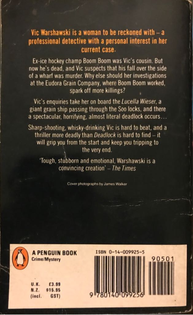 Deadlock - Sara Paretsky (Penguin - Paperback) book collectible [Barcode 9780140099256] - Main Image 2