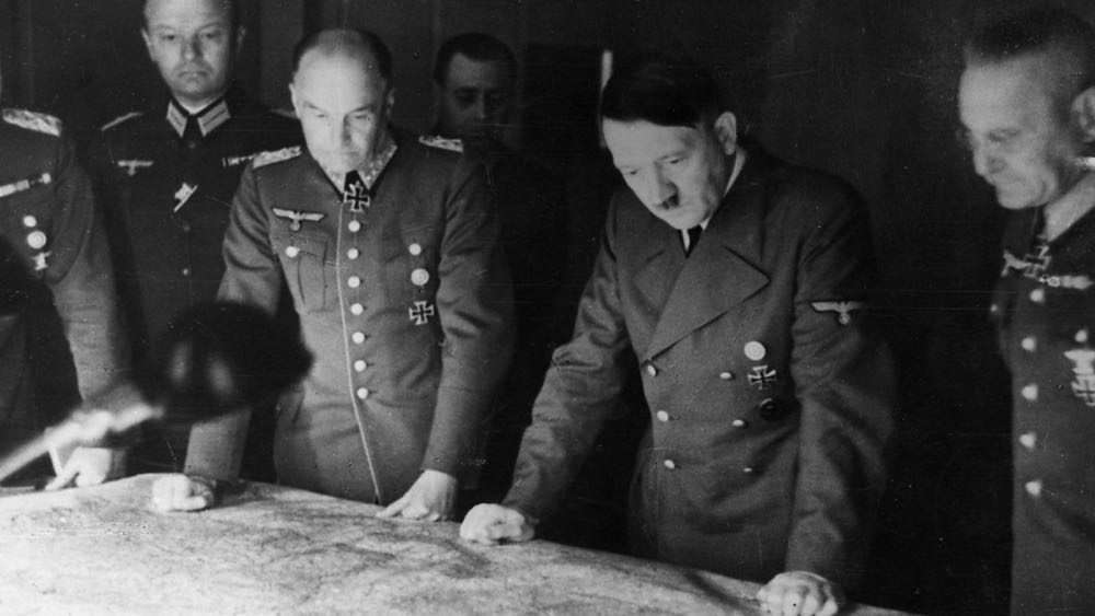 The Last Days Of Hitler - H R Trevor-Roper (Collier Books - Paperback) book collectible [Barcode 9781854093806] - Main Image 3