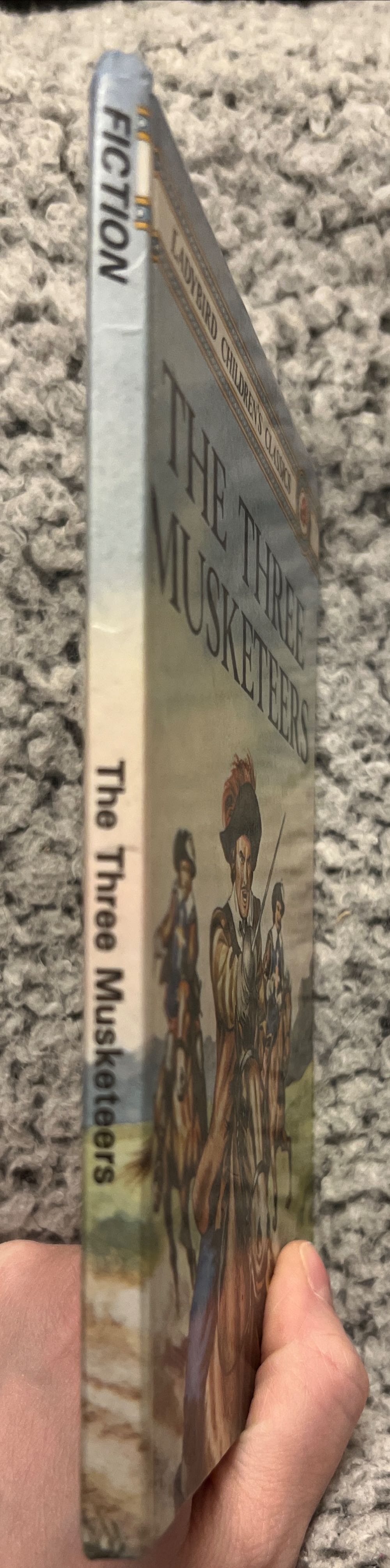 The Three Musketeers - Alexandre Dumas (Ladybird - Hardcover) book collectible [Barcode 9780721406336] - Main Image 2