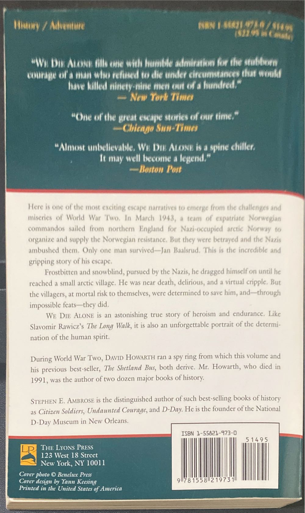 We Die Alone - David Howarth (The Lyons Press - Trade Paperback) book collectible [Barcode 9781558219731] - Main Image 2