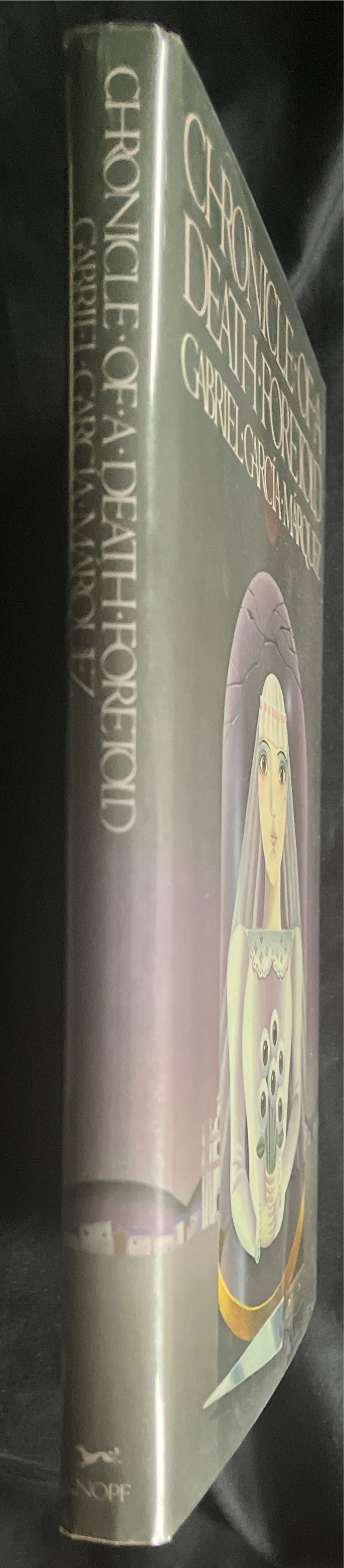 Chronicle Of A Death Foretold - Gabriel Garcia Marquez (Borzoi / A.A. Knopf - Hardcover) book collectible [Barcode 9780394530741] - Main Image 3