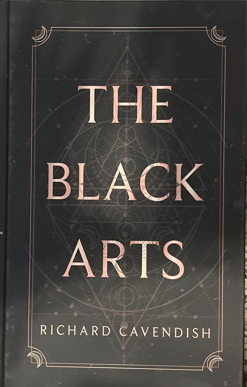 Black Arts - Richard Cavendish (Perigee/Tarcher - Paperback) book collectible [Barcode 9780399500350] - Main Image 4