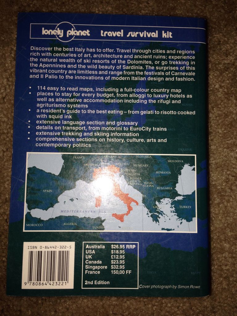 Italy - Helen Gillman book collectible [Barcode 9780864423221] - Main Image 2