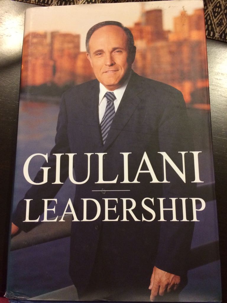 Leadership  book collectible - Main Image 1