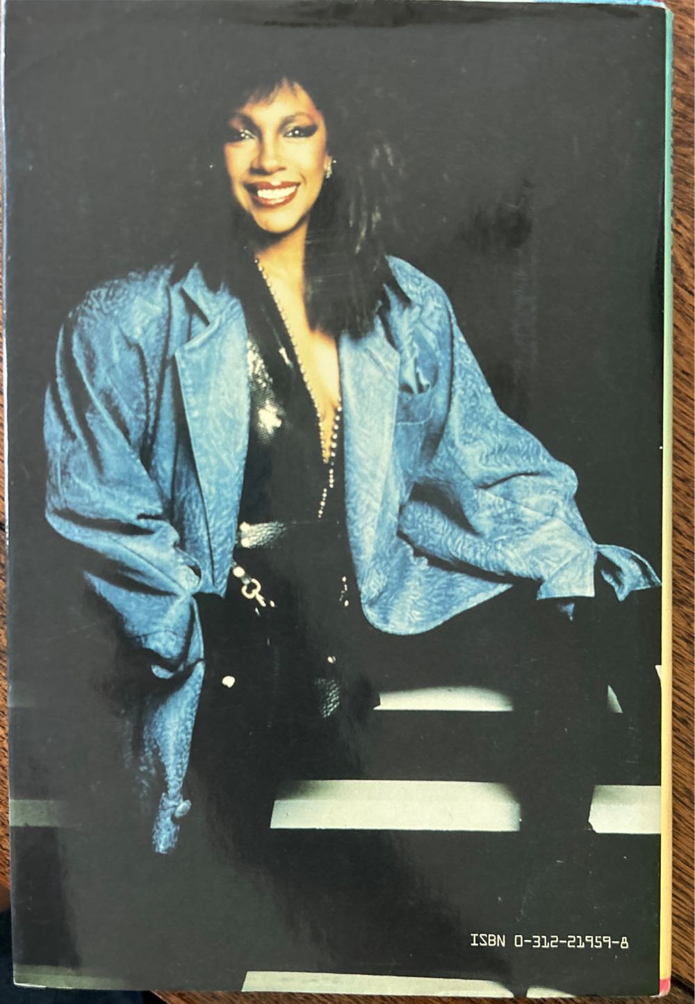 Dreamgirl: My Life As A Supreme - Mary Wilson (St. Martin’s Press - Hardcover) book collectible [Barcode 9780312219598] - Main Image 2