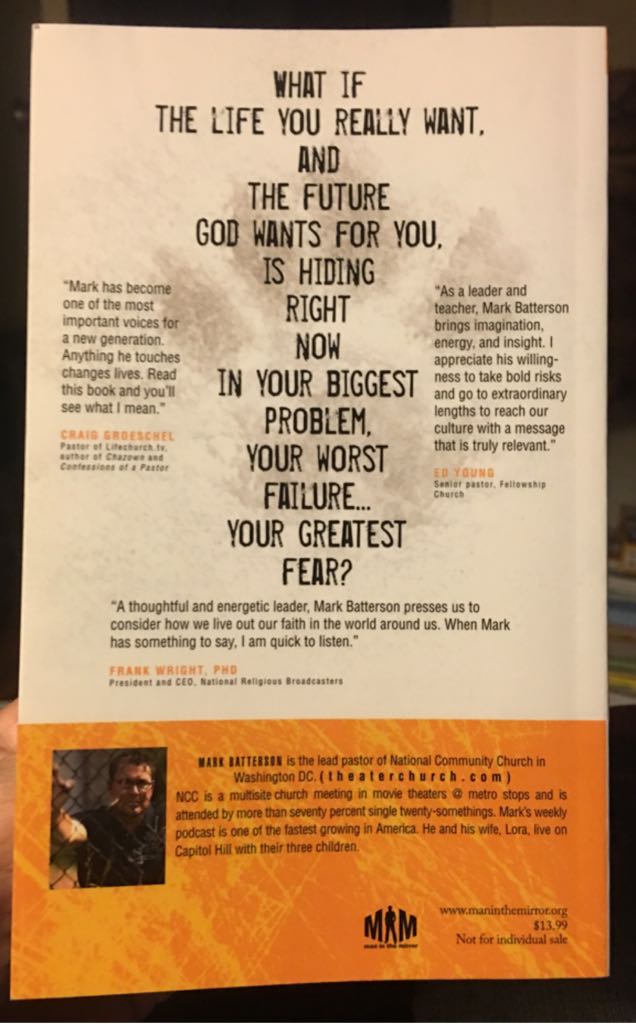 In A Pit With A Lion On A Snowy Day - Mark Batterson (Multnomah Books - Paperback) book collectible [Barcode 9781590527153] - Main Image 2