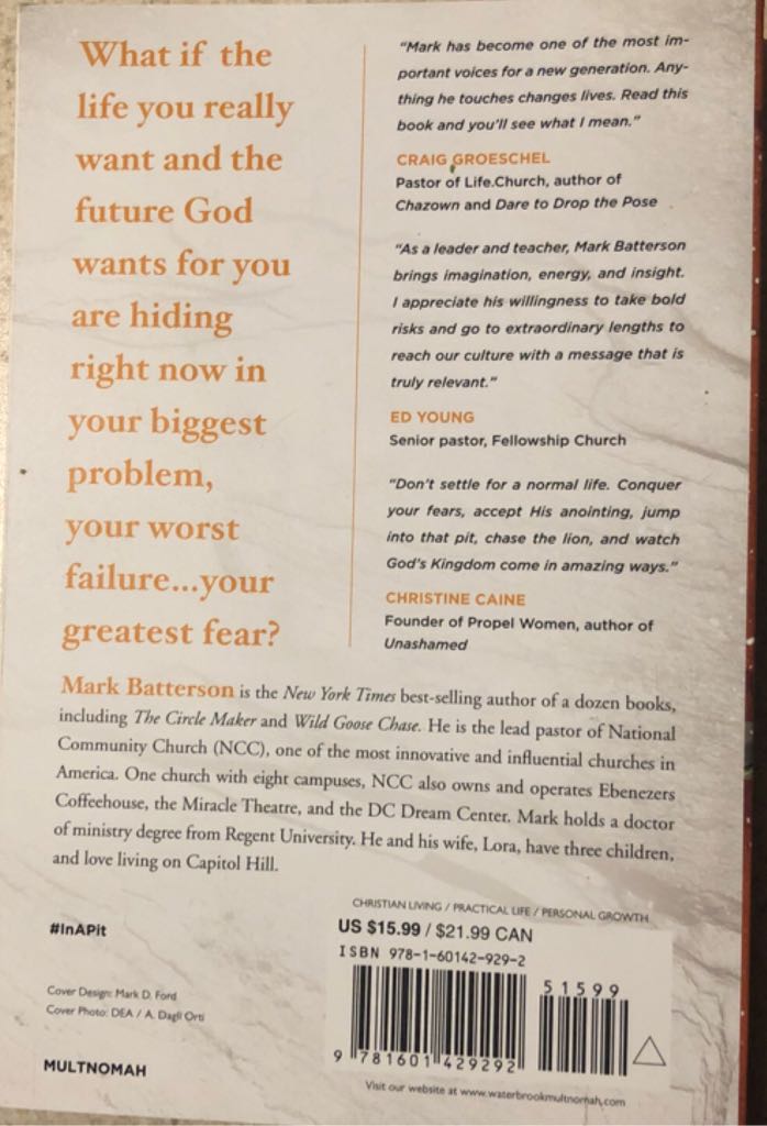 In A Pit With A Lion On A Snowy Day - Mark Batterson (Multnomah Books - Paperback) book collectible [Barcode 9781601429292] - Main Image 2