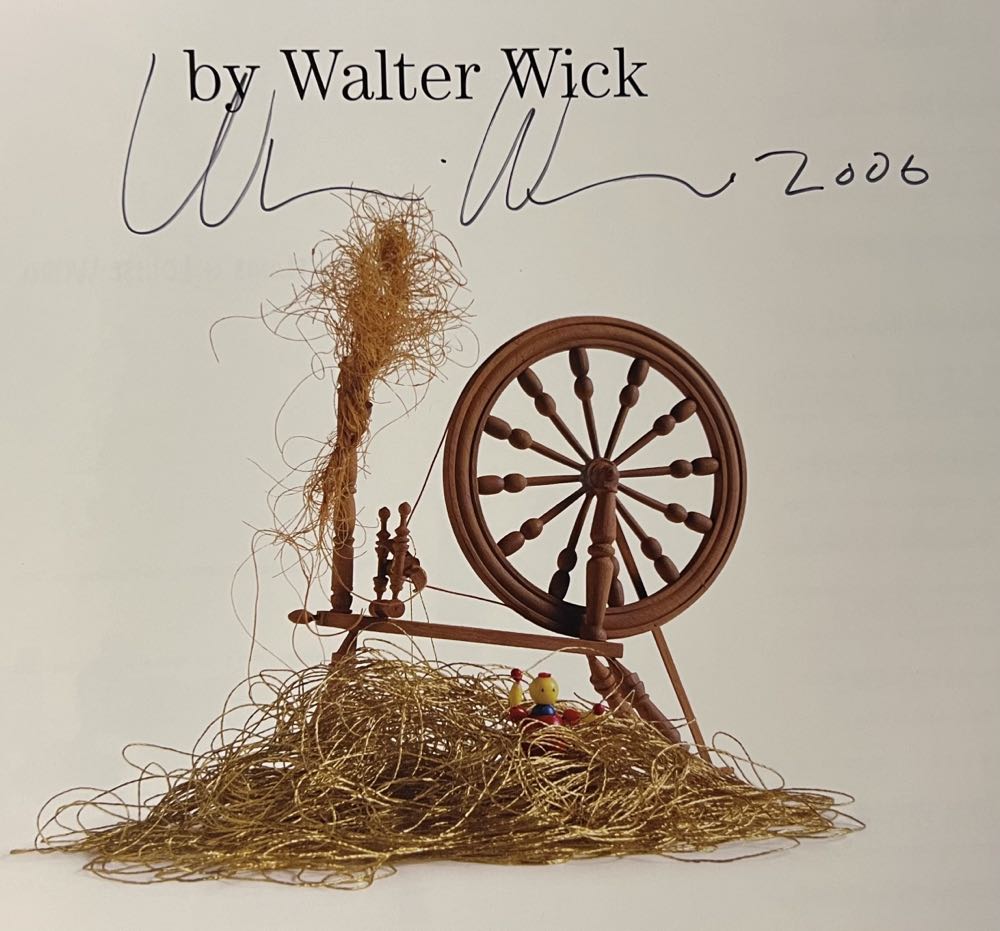 Can You See What I See? Once Upon A Time - Walter Wick (Scholastic Books - Hardcover) book collectible [Barcode 9780439617772] - Main Image 2