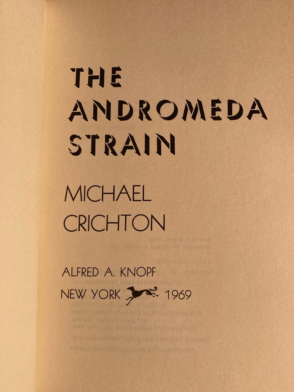Andromeda Strain, The - Crichton, Michael (Alfred A. Knopf - Hardcover) book collectible - Main Image 3