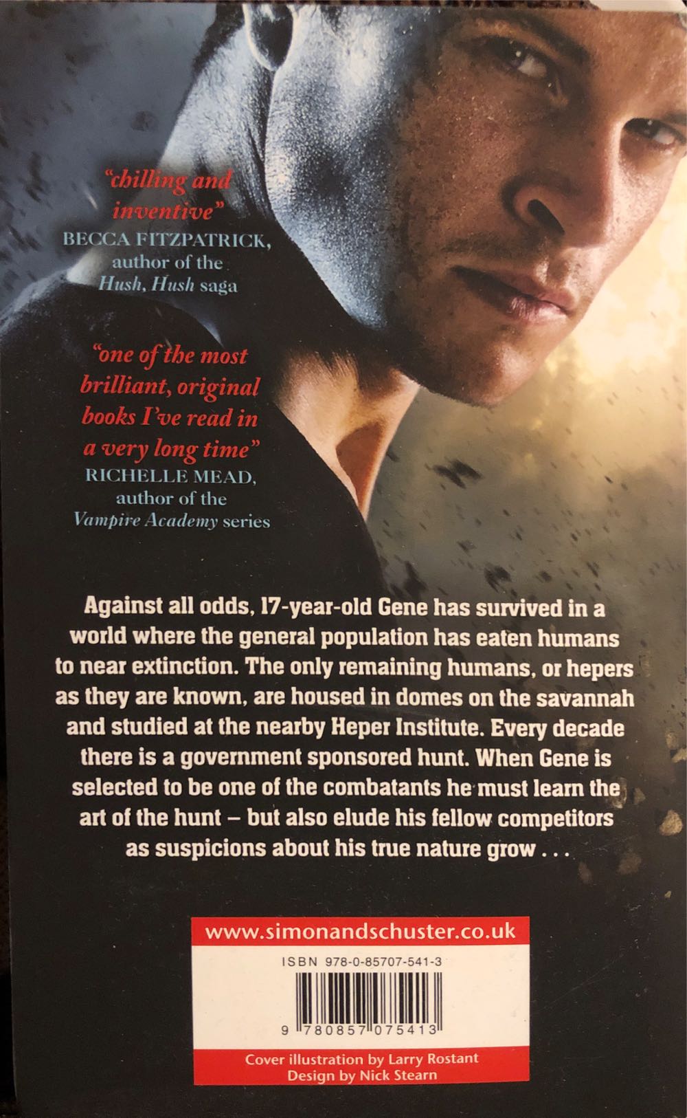 The Hunt - Andrew Fukuda (Campbell Books - Paperback) book collectible [Barcode 9780857075413] - Main Image 2