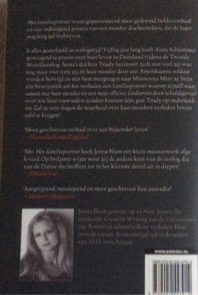 Het Familieportret - Jenna Blum (Oorlogsroman/ Waargebeurd - Paperback) book collectible [Barcode 9789022557914] - Main Image 2