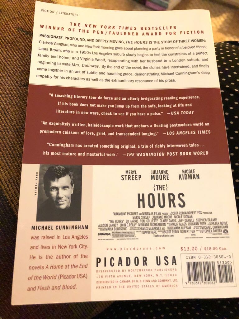 The Hours - Michael Cunningham (Picador USA - Paperback) book collectible [Barcode 9780312305062] - Main Image 2