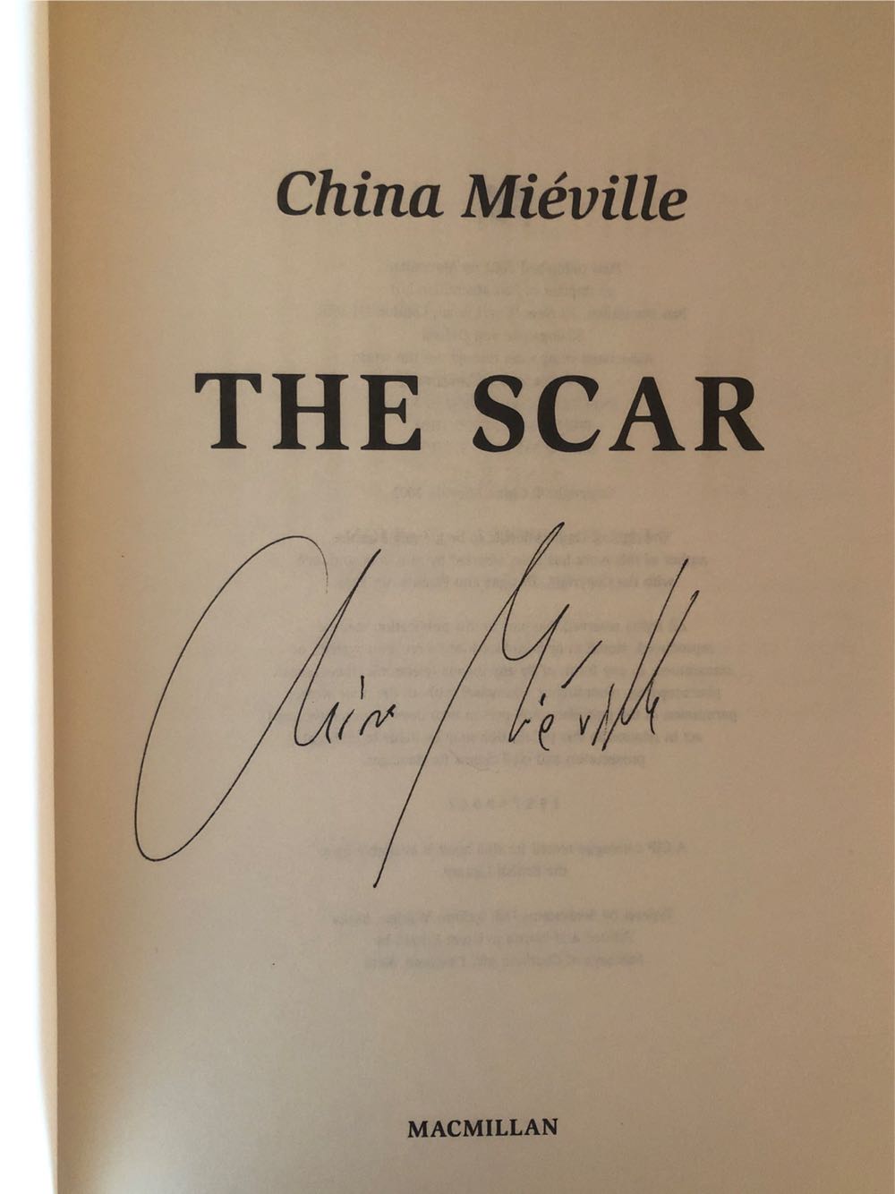 The Scar - Mieville, China (Macmillan - Hardcover) book collectible [Barcode 9780333781746] - Main Image 2