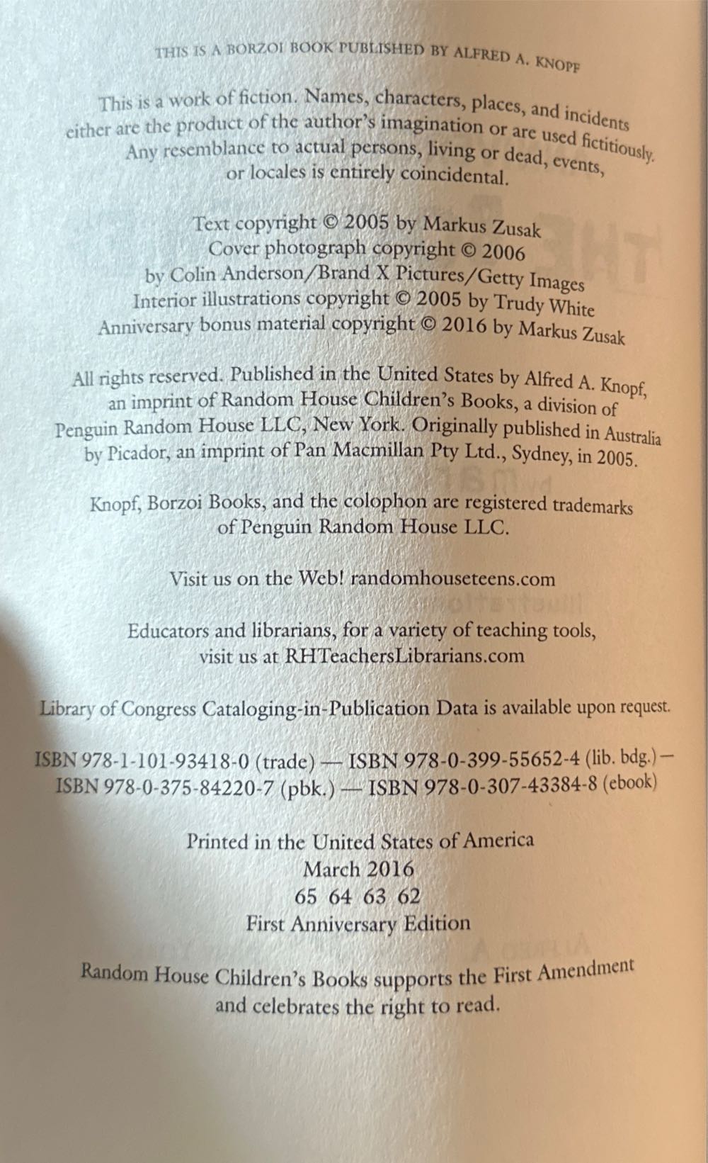 The Book Thief - Markus Zusak (Alfred A. Knopf - Paperback) book collectible [Barcode 9780375842207] - Main Image 4