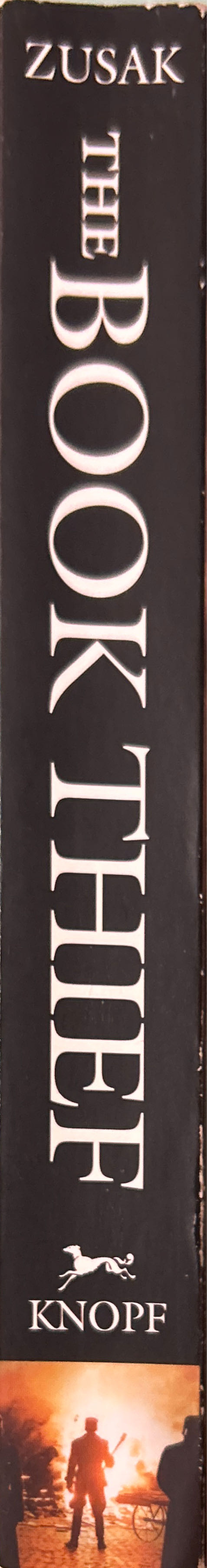 The Book Thief - Markus Zusak (Knopf Books for Young Readers - Paperback) book collectible [Barcode 9780385754729] - Main Image 3
