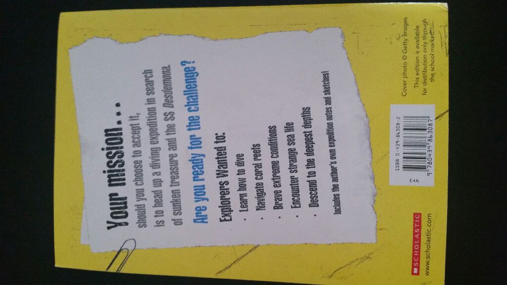 Under the Sea - Simon Chapman book collectible [Barcode 9780439863087] - Main Image 2