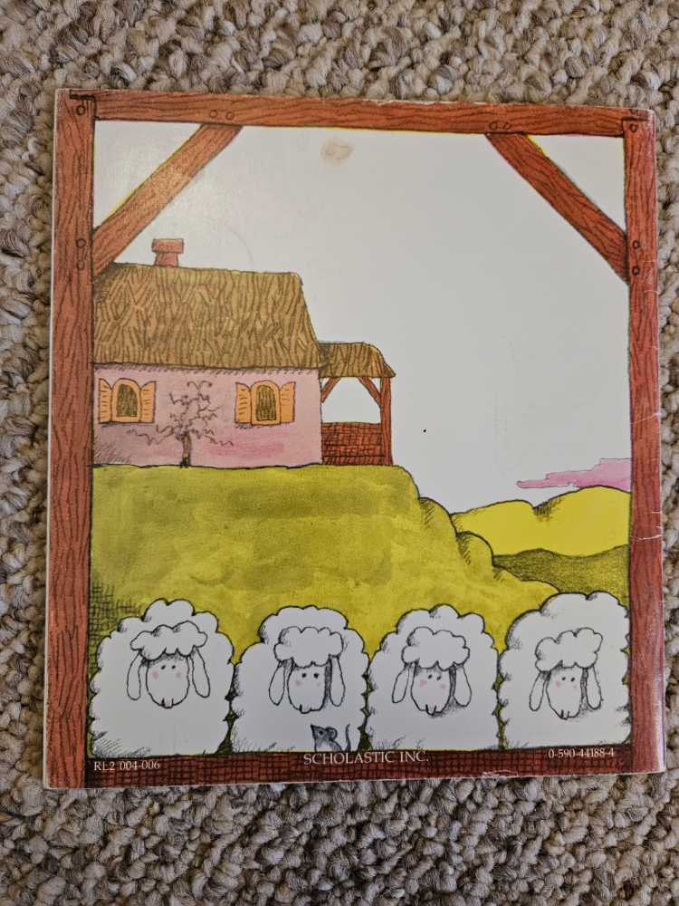 Charlie Needs a Cloak - Tommie dePaola (Paperback) book collectible [Barcode 0590441884] - Main Image 2