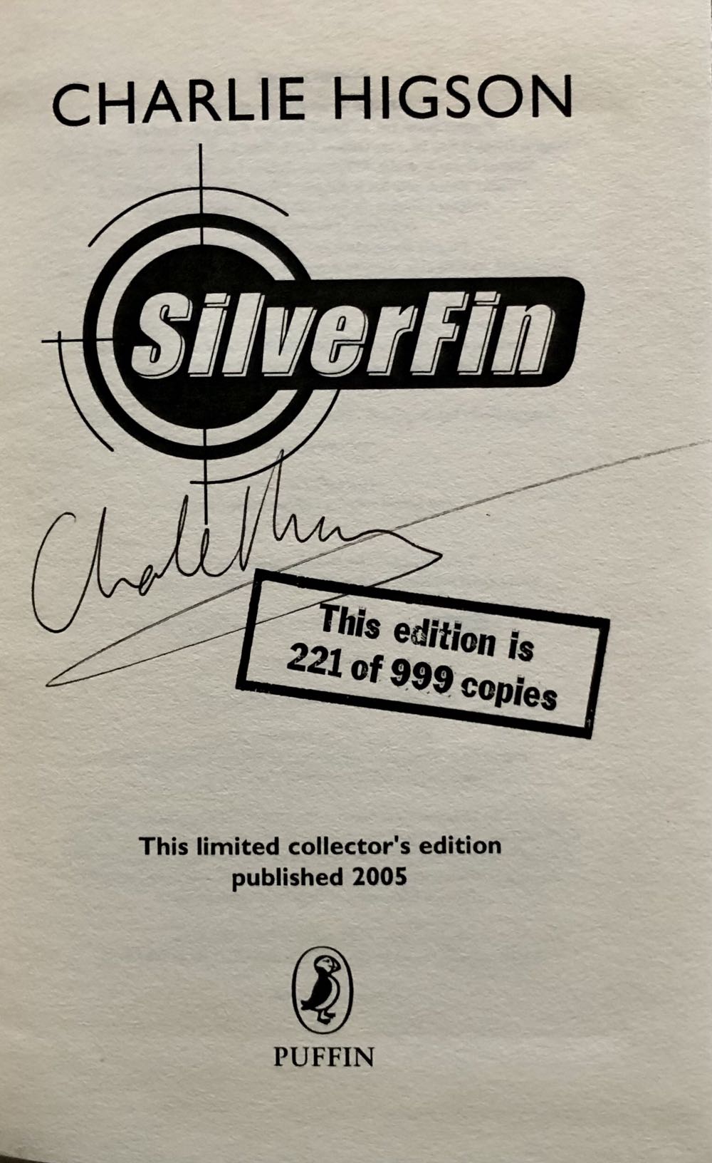 Silverfin - Charlie Higson (Puffin Books UK - Hardcover) book collectible [Barcode 9780141382616] - Main Image 2