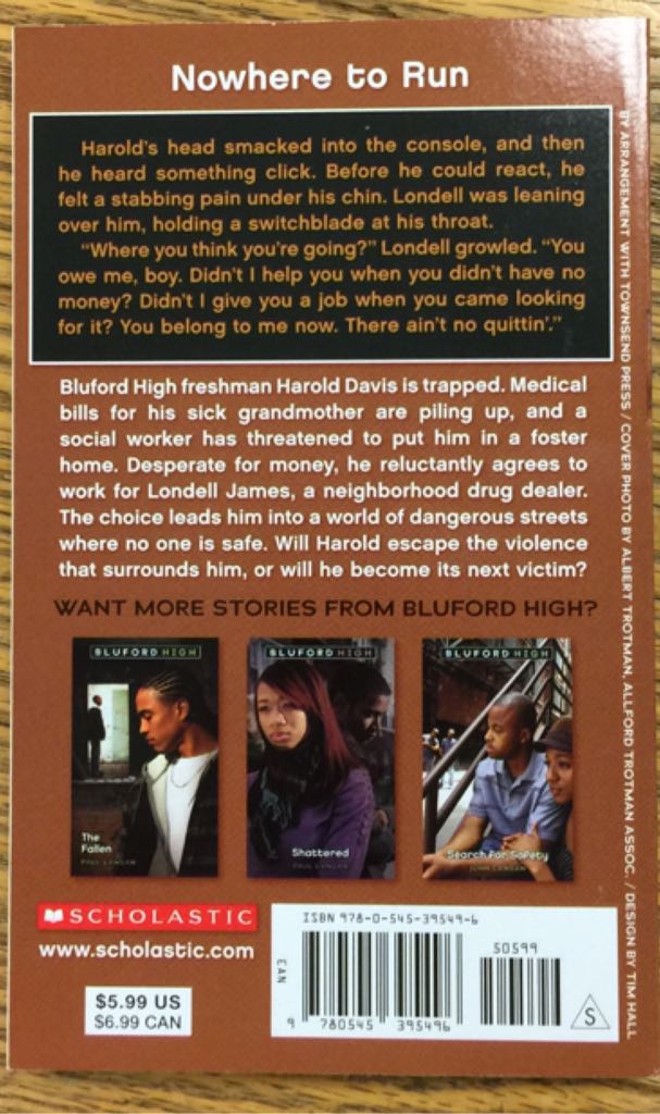 No Way Out - Peggy Kern (Scholastic Paperbacks - Paperback) book collectible [Barcode 9780545395496] - Main Image 2