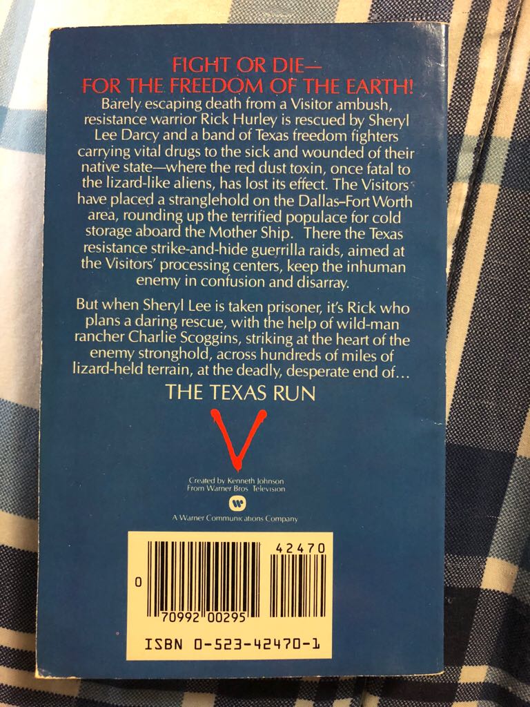 V 11: The Texas Run - V (Pinnacle Books - Paperback) book collectible [Barcode 9780523424705] - Main Image 2