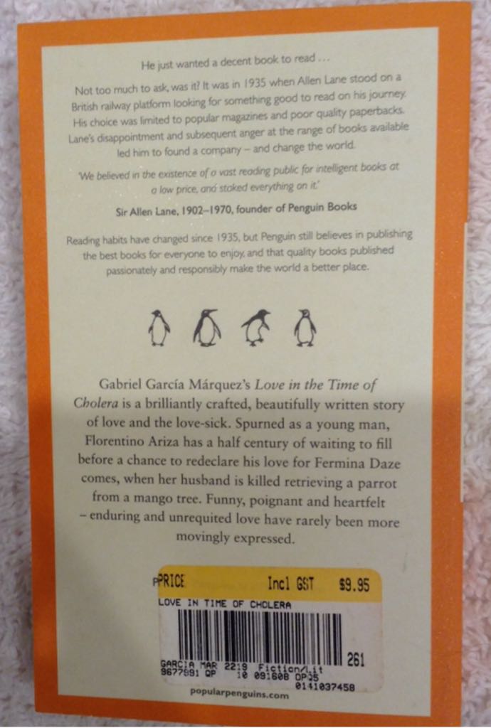 Love in the Time of Cholera - Gabriel Garcia Marquez (Penguin Books - Paperback) book collectible [Barcode 9780141037455] - Main Image 2