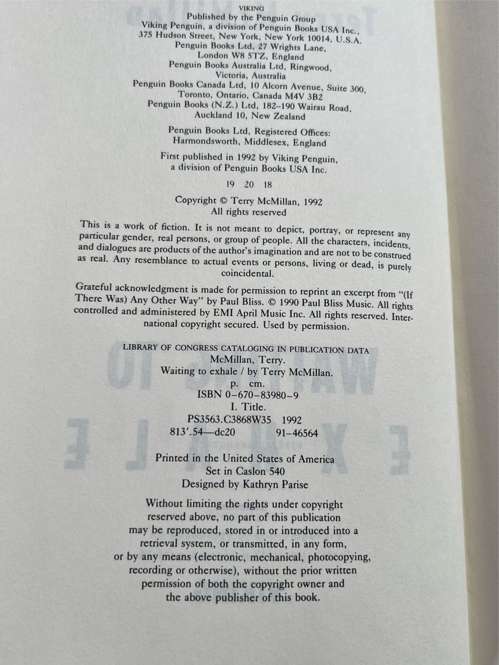 Waiting to Exhale - Terry McMillan (Viking Penquin - Hardcover) book collectible [Barcode 9780670839803] - Main Image 4
