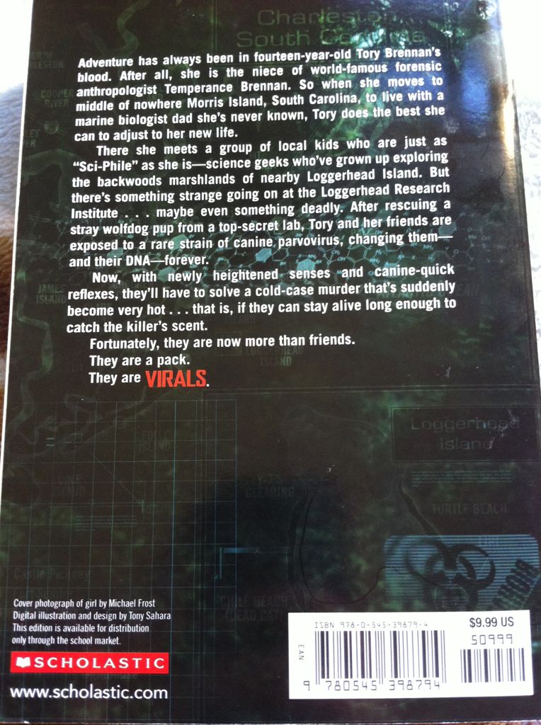 Virals - Kathy Reichs (Scholastic Inc. - Paperback) book collectible [Barcode 9780545398794] - Main Image 2