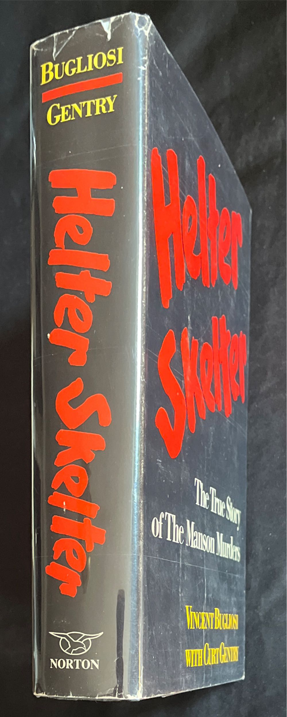 Helter Skelter: The True Story of the Manson Murders - Vincent Bugliosi (W. W. Norton - Hardcover) book collectible [Barcode 039308700] - Main Image 2