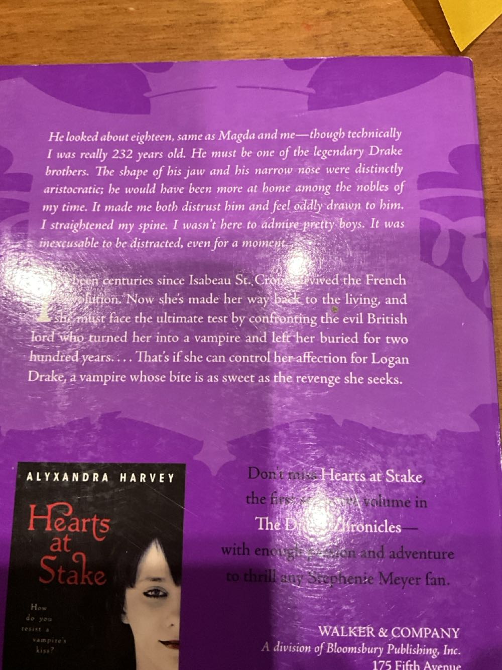 Drake Chronicles 2: Blood Feud - Alyxandra Harvey (Bloombury - Paperback) book collectible [Barcode 9780802720962] - Main Image 2