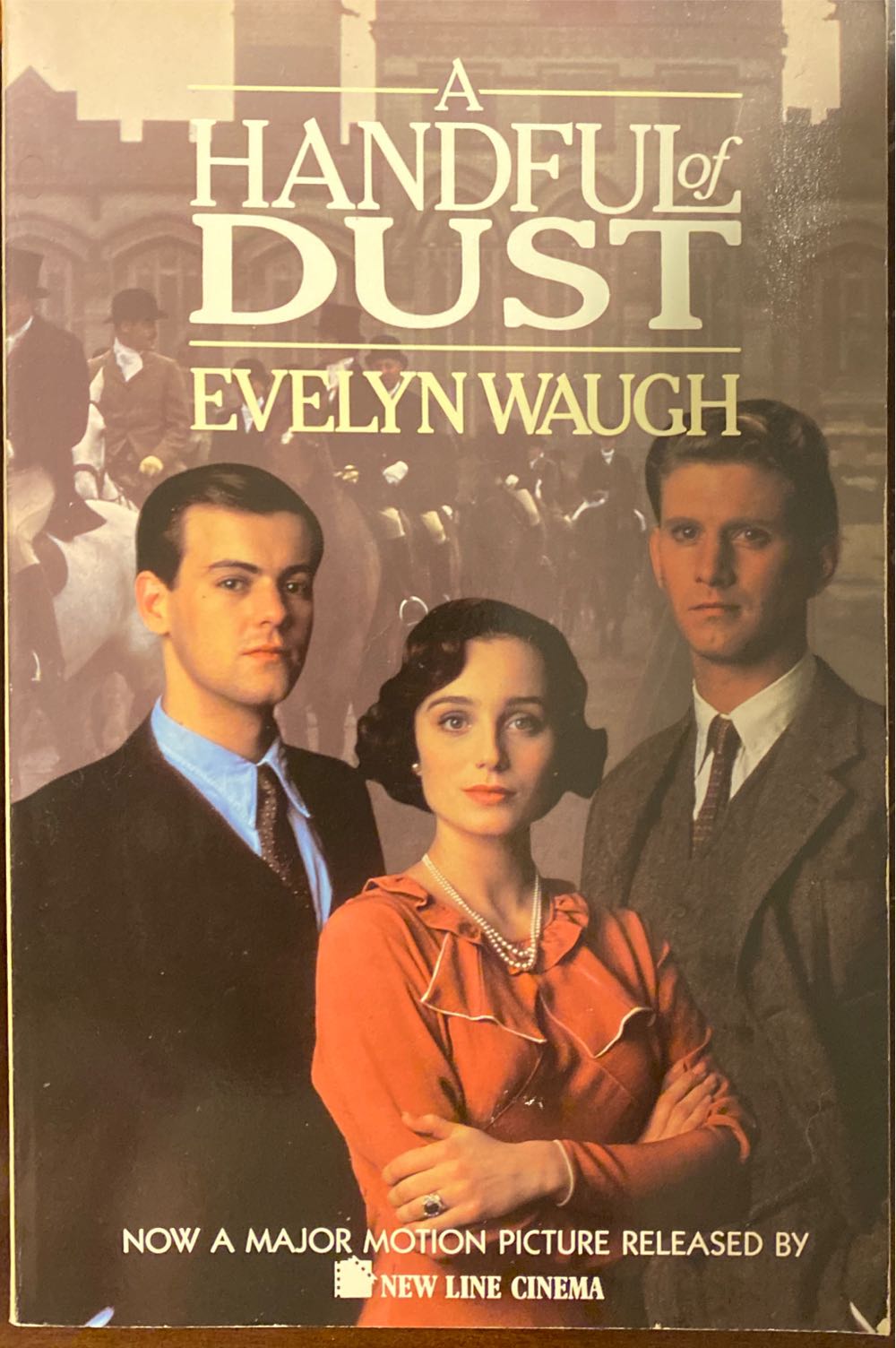 A Handful of Dust - Evelyn Waugh (Back Bay Books - Paperback) book collectible [Barcode 9780316926058] - Main Image 3