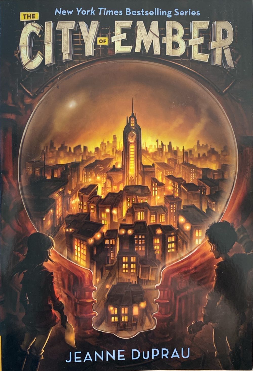 Mary Queen of Scotland and the Isles - Margaret George (St. Martin’s Press - Hardcover) book collectible [Barcode 9780312082628] - Main Image 3