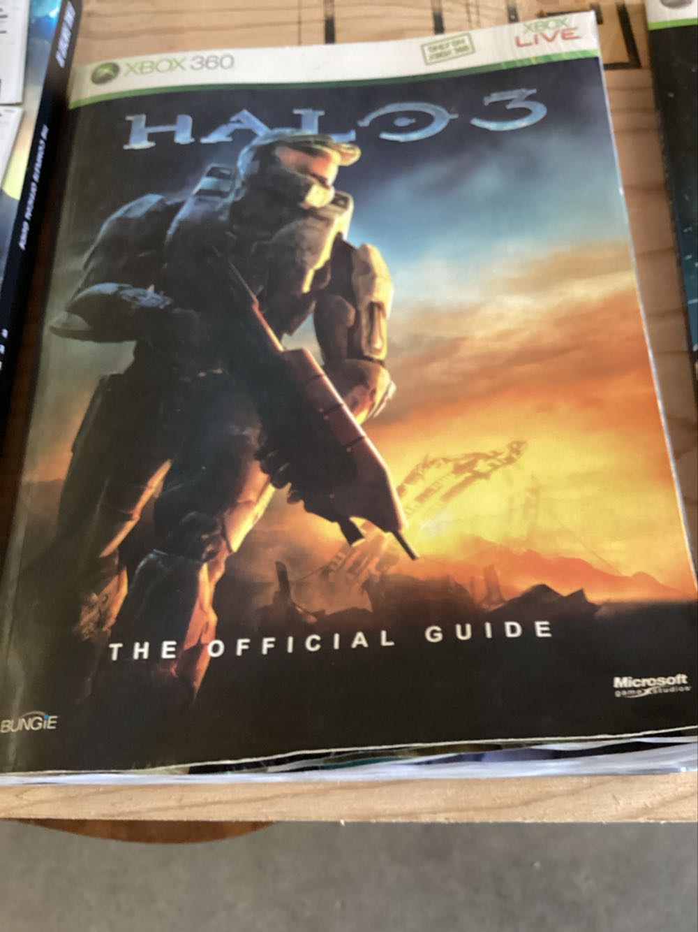 Halo 3 - Microsoft-Bungie (Bungie - Paperback) book collectible [Barcode 9780761556992] - Main Image 2